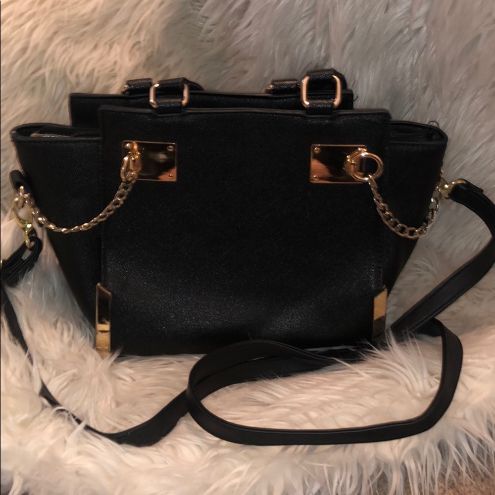 Strap bag